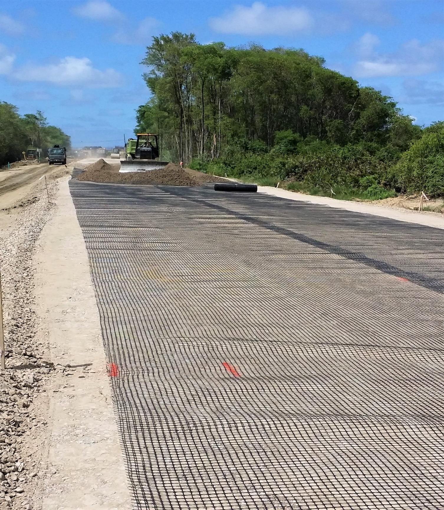 Refuerzo de pavimento con geogrilla